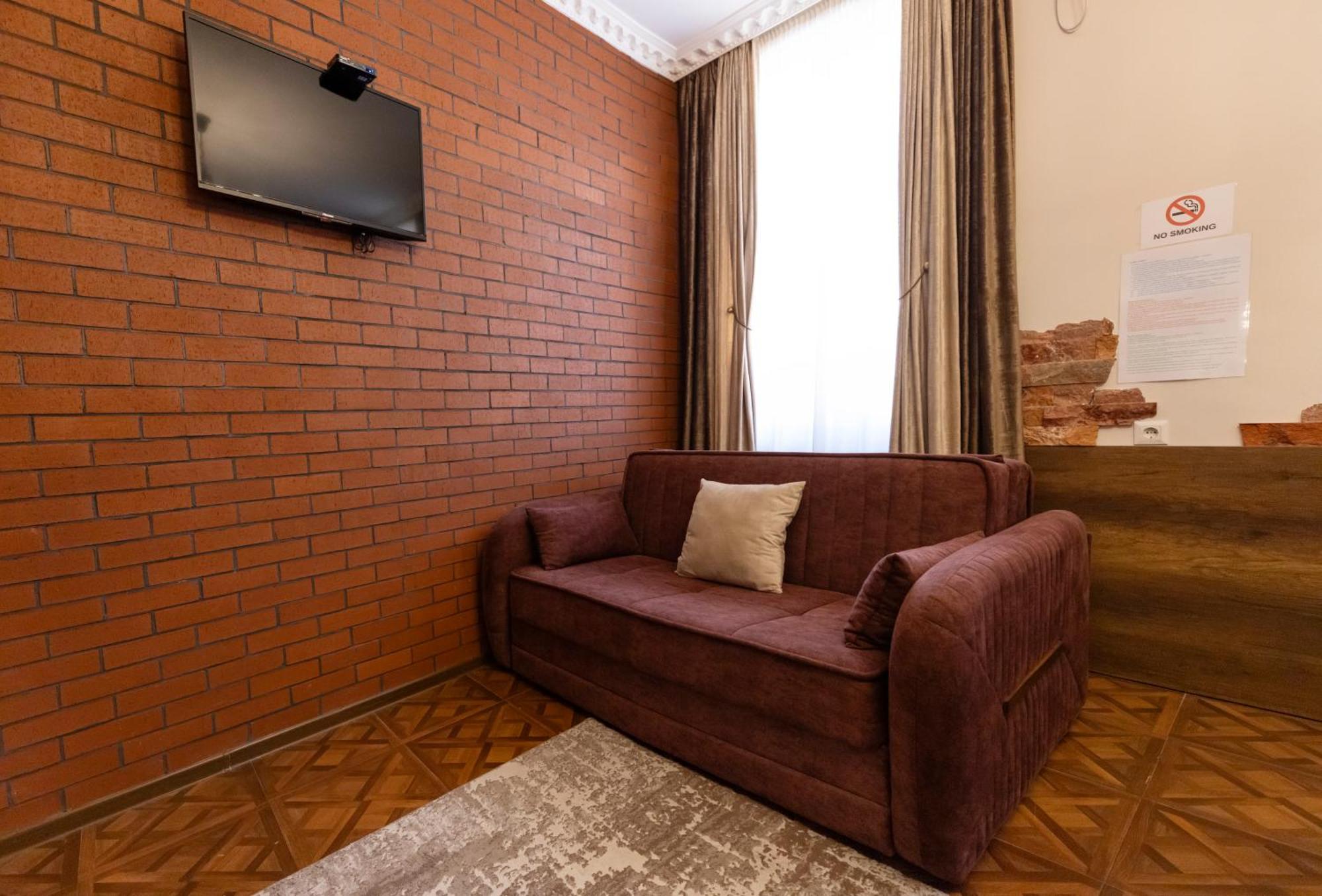 Hestia Boutique Hotel Gori Exterior foto