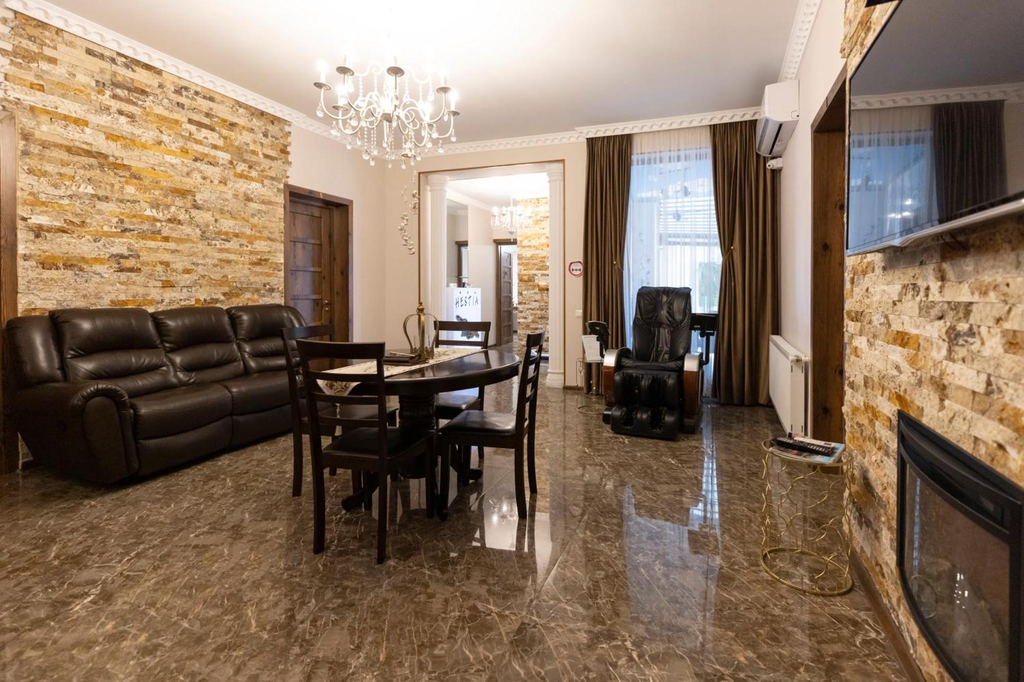 Hestia Boutique Hotel Gori Exterior foto